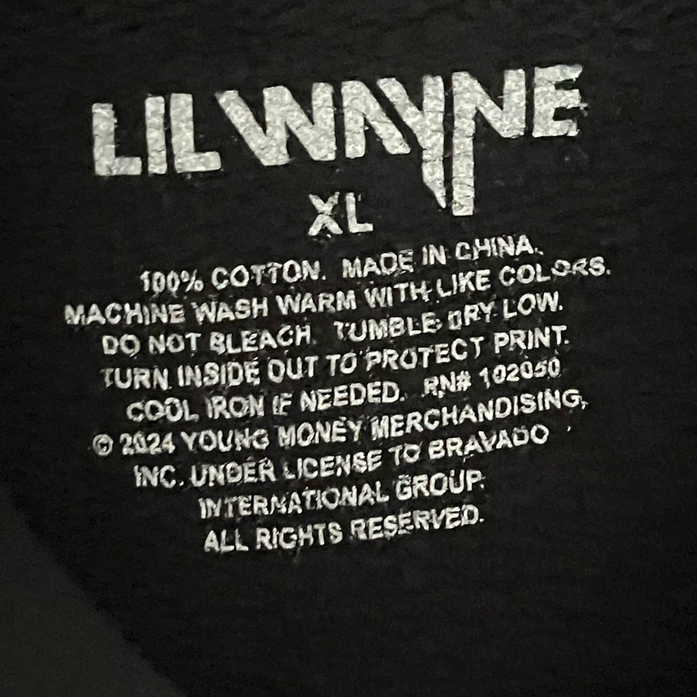 Lil Wayne Tha Carter 2024 Young Money Official Merch Hoodie - Picture 8 of 14